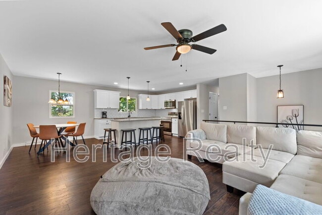 Photo - 12025 W Kingsgate Rd