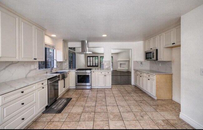 Photo - 7044 Palm Ave House