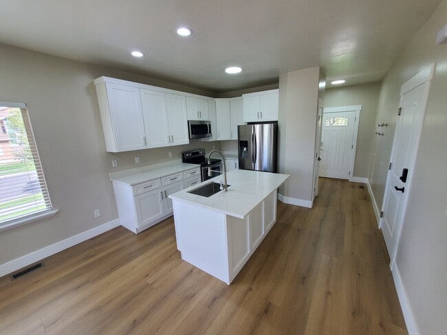 Photo - 14558 S Pebble Rose Dr