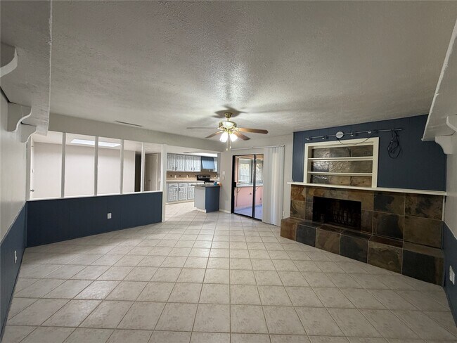 Photo - 16914 Clan MacGregor Dr