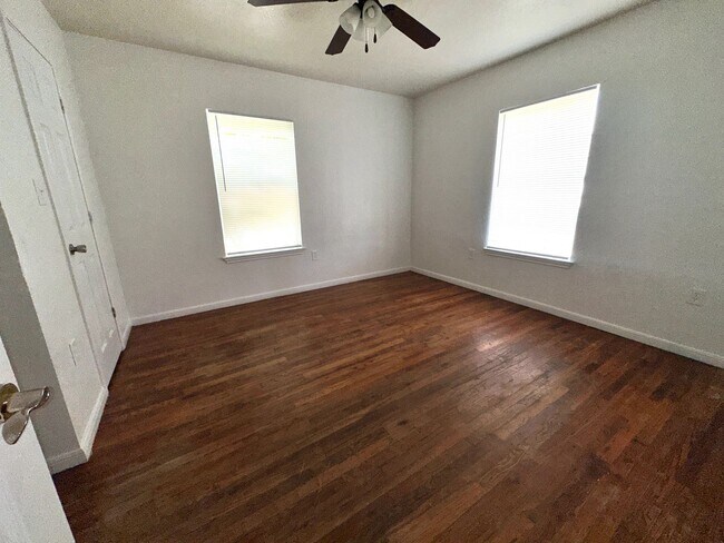 Photo - Conveniently located- Water and Trash Included