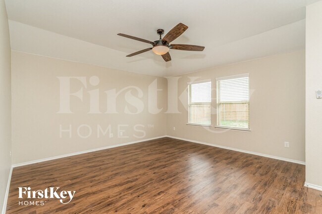 313 Plum Dr