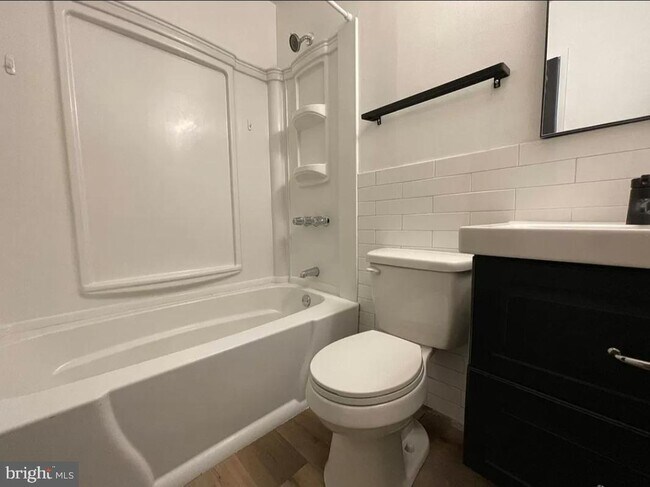 Photo - 12 Lennox Ct