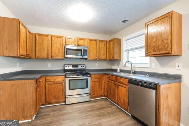 Photo - 6961 Mahonia Pl Casa