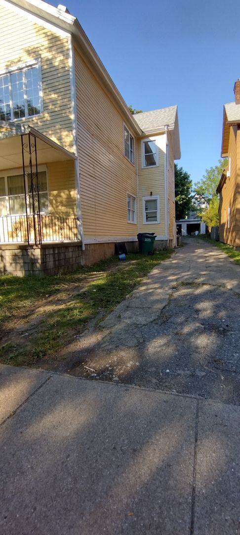 Photo - 39 Fargo Ave Unidad 3