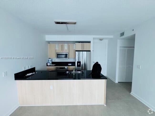 Building Photo - 1111 SW 1st Ave Unit 3321-N Rental