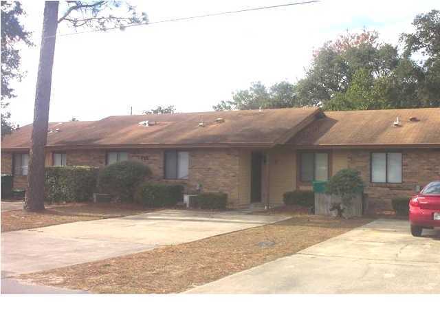 Photo - 716 Fairview Dr Townhome