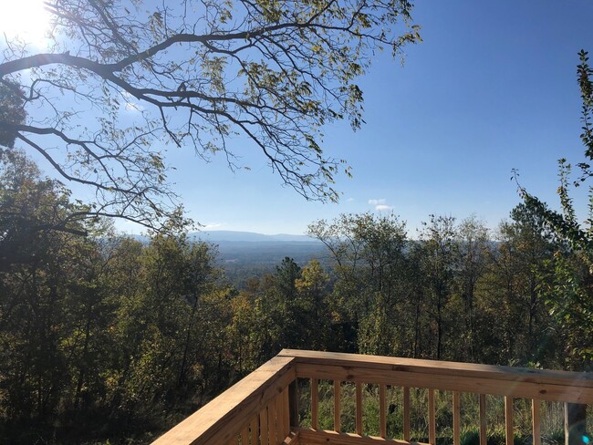 Photo - 98 Montclair Cir