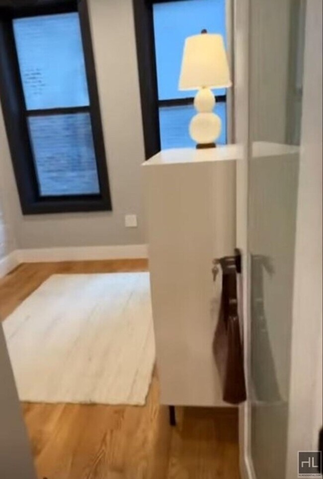 Photo - PRINCE ST. Unidad 30