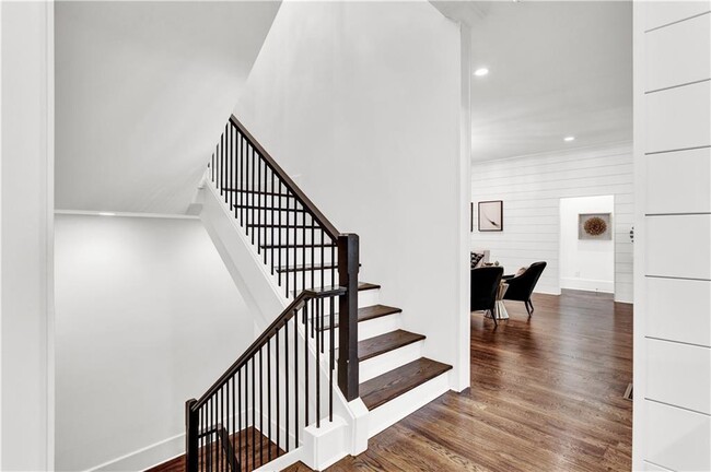 Photo - 3081 Rhodenhaven Dr NW