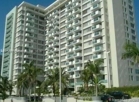 1000 West Dr Unit 318