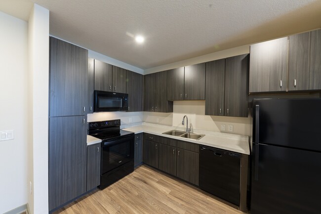 Lofts at Cathedral |Downtown Jacksonville FL | Kitchen