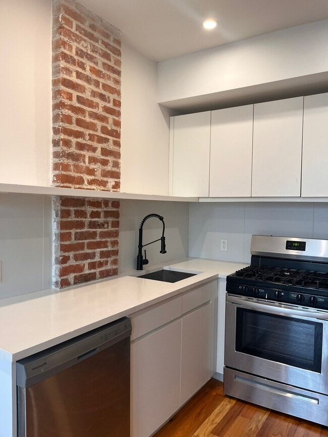 Photo - 568 Communipaw Ave Unit 206