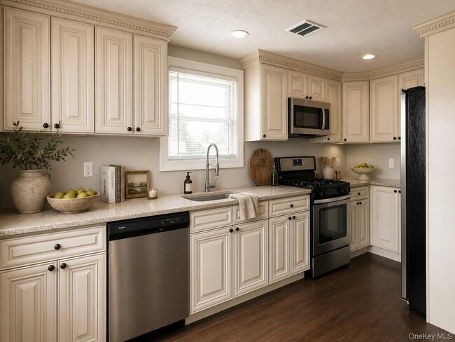 Photo - 27 Southridge Dr