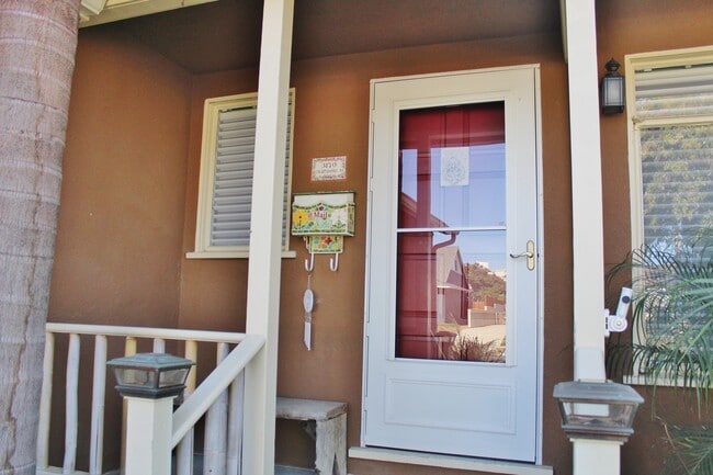 Photo - 3170 Strathmore Dr