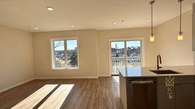 Photo - 458 Washington St Unit 207