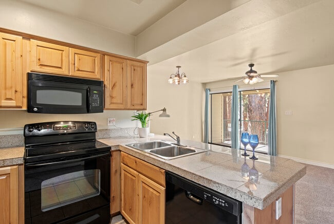 Photo - 3200 S Litzler Dr