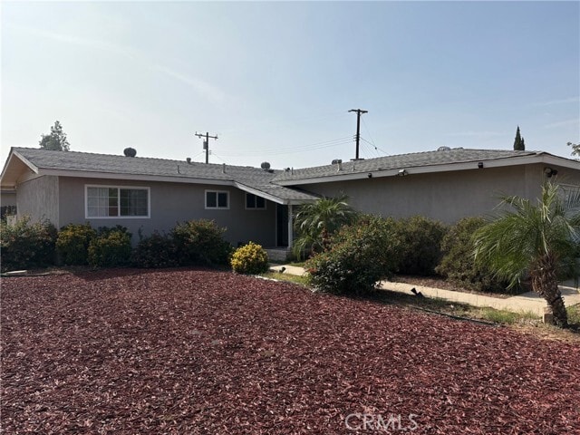 Building Photo - 327 Naomi St