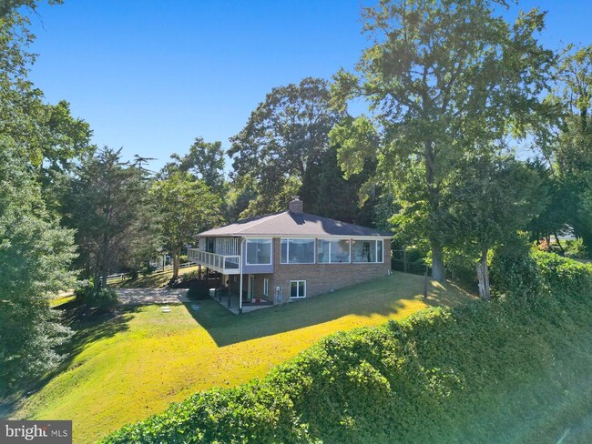 Photo - 5510 Beach Dr