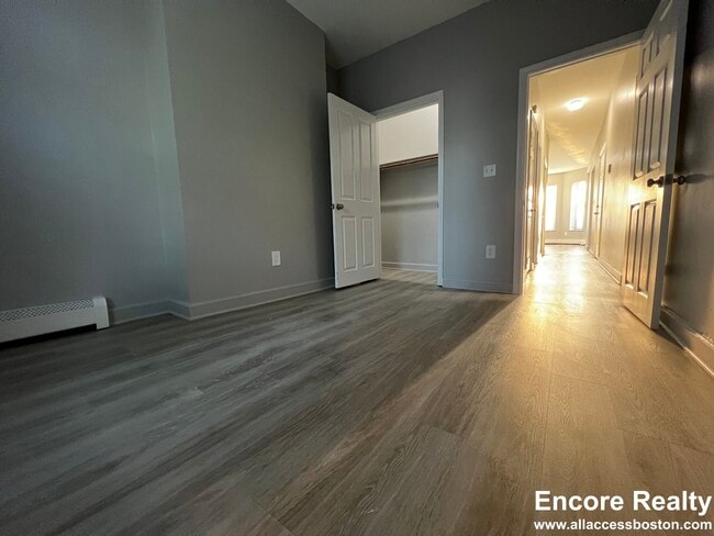 Photo - 130 Warren St Unit 1