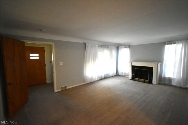 Photo - 2761 Forestview Ave