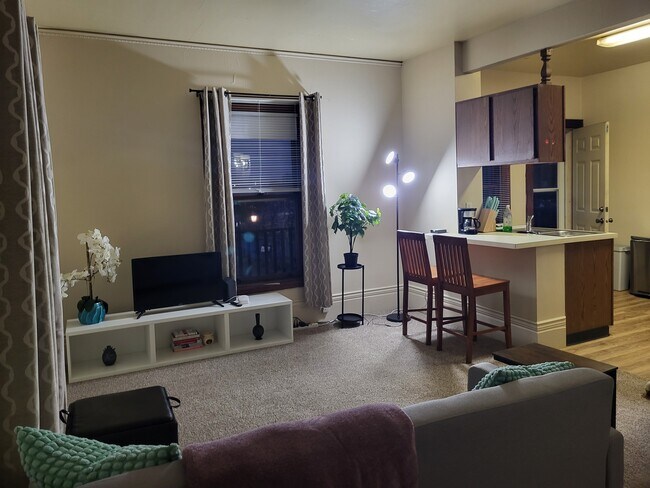 Photo - 1617 10th Ave S Unit #4