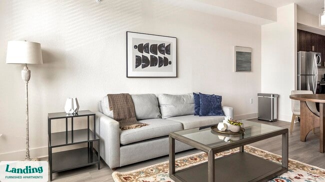 Photo - 9650 52nd Ave E Unidad 02-205.1406392