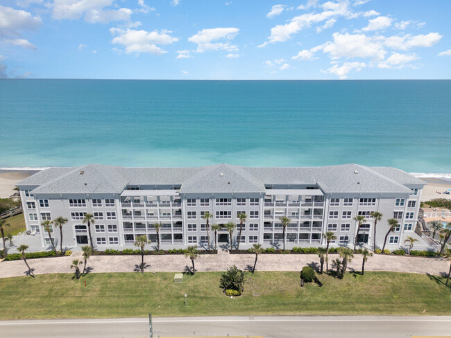 Building Photo - 3039 S Hwy A1A Unit 4e Rental