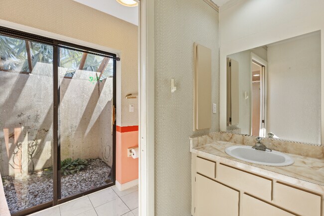 Photo - 19484 Midway Blvd