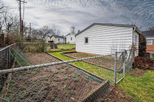 Photo - 1972 Cathy Ln