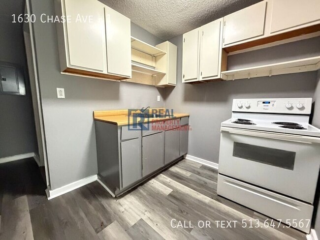 Photo - 1630 Chase Ave Unit 1