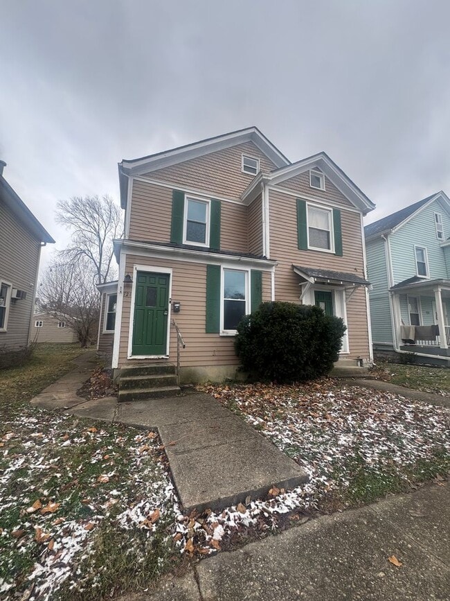 Building Photo - 721 Ross Ave Unit A