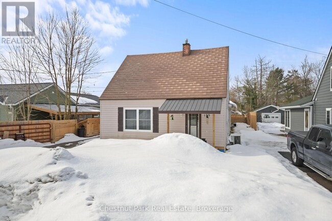 Photo - 175 Crescent Dr