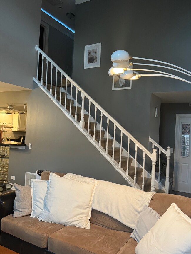 Photo - 155 Stirling Ln