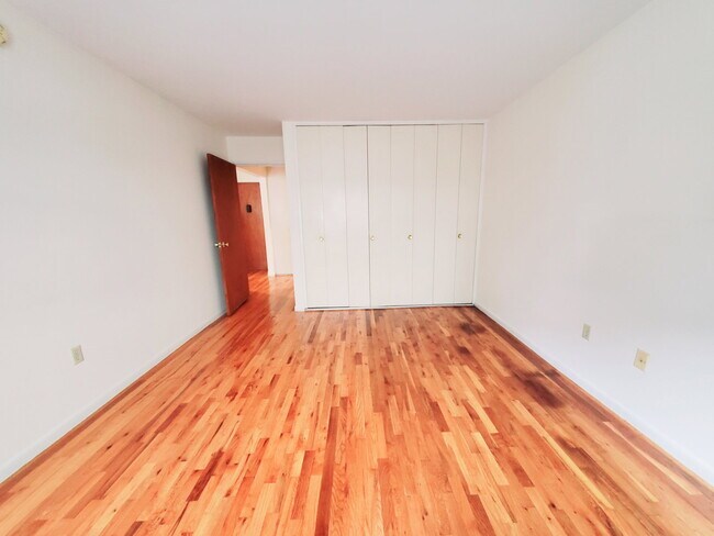 960 Hope St Unidad 1
