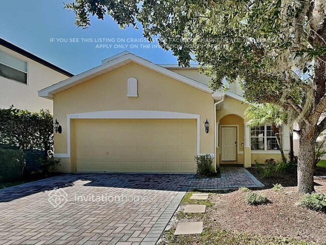 Building Photo - 8809 Cameron Crest Dr