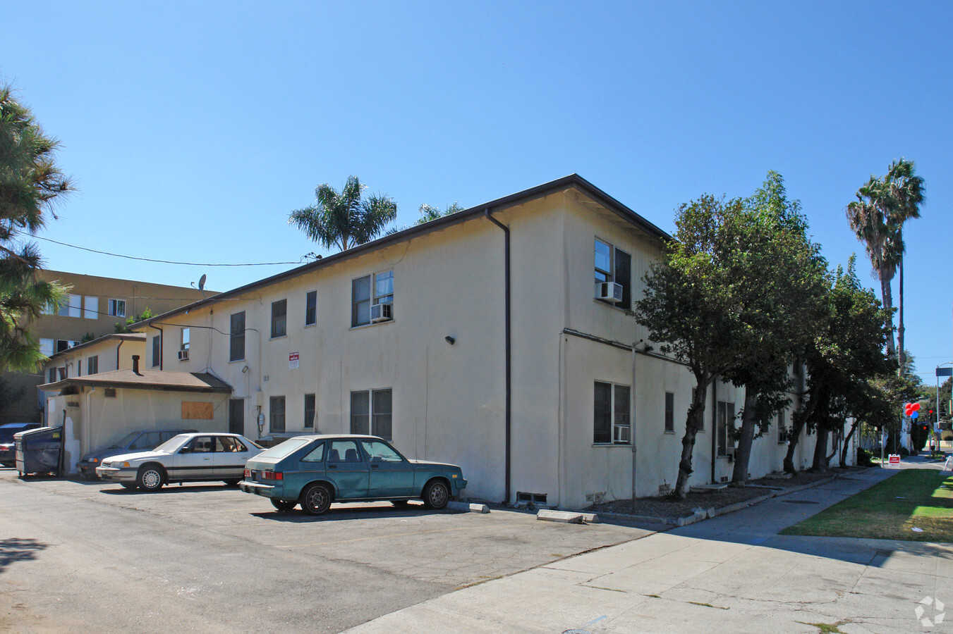 3300 Castle Heights Ave #7 - 3300 Castle Heights Ave #7 Apartments