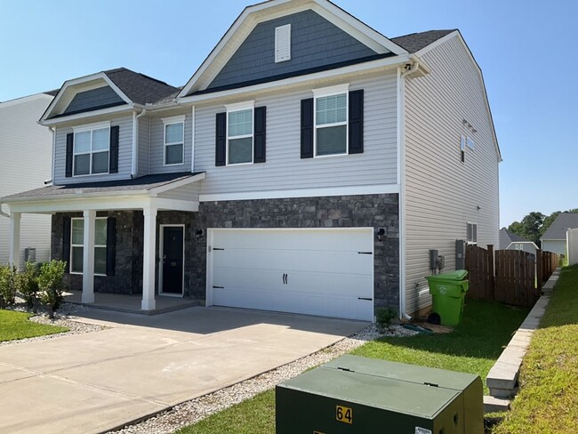 Building Photo - 511 Rhine Falls Ln