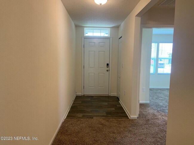 Photo - 1763 Eagle View Way