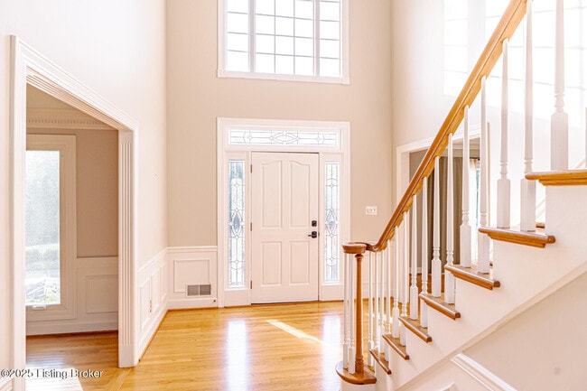 Photo - 838 Lake Forest Pkwy