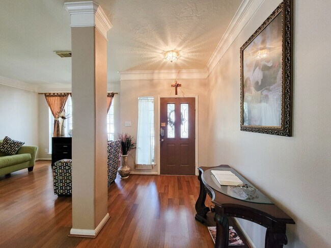 Photo - 8002 Weeping Willow Pl