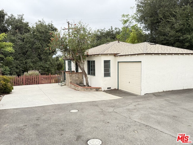 Photo - 2618 Prospect Ave