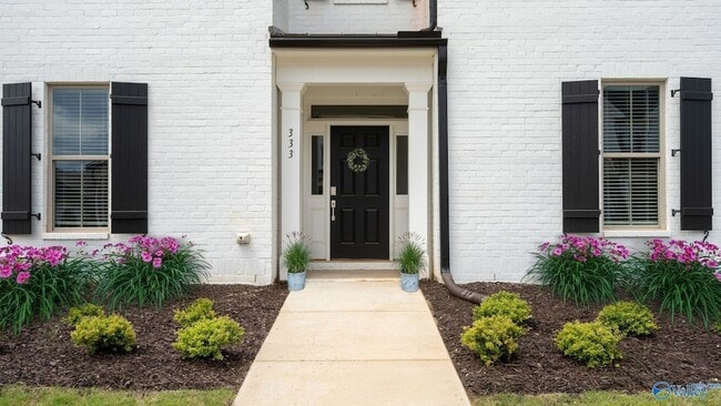 Building Photo - 333 Hay Rake Dr