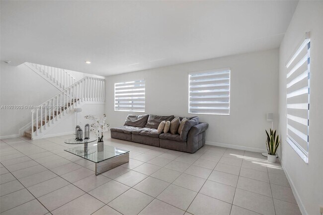 Photo - 21189 SW 127th Ct