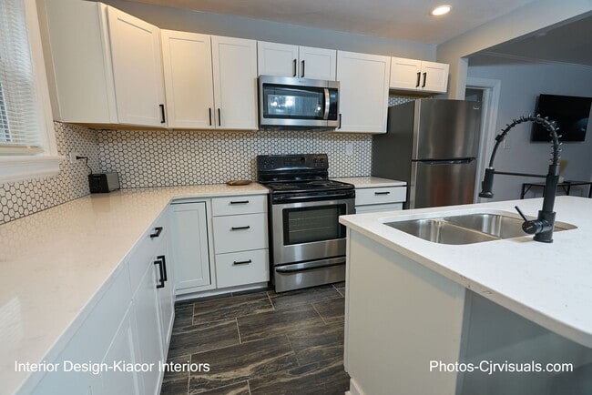 Photo - 200 Braswell St Unit 5