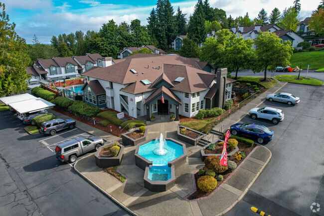 Edificio principal de arrendamiento - Breckenridge Apartments