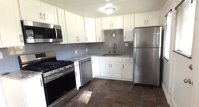 Photo - 3Bd/1Ba Seattle House