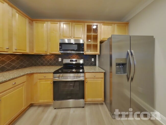 Photo - 10759 Traders Ct