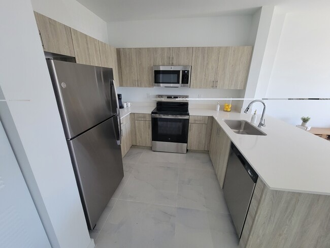 Photo - 935 SW 72nd Ave Unit B1