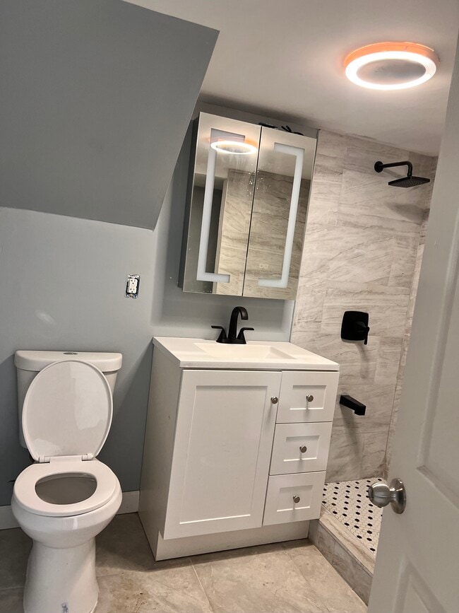 Photo - 219 Tecumseh Ave Unit 1A